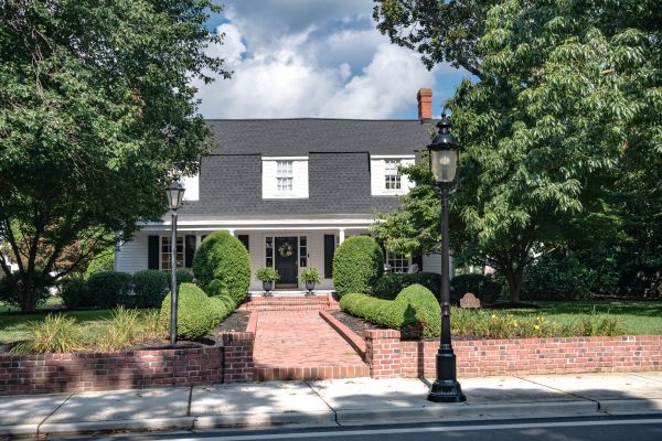 Brick Landscaping Service in West Des Moines